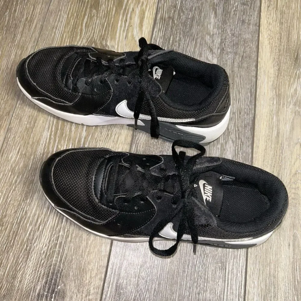 Nike Air Max Excee Youth US Size 4.5Y Black White Gray Sneaker Shoes CD6894-001